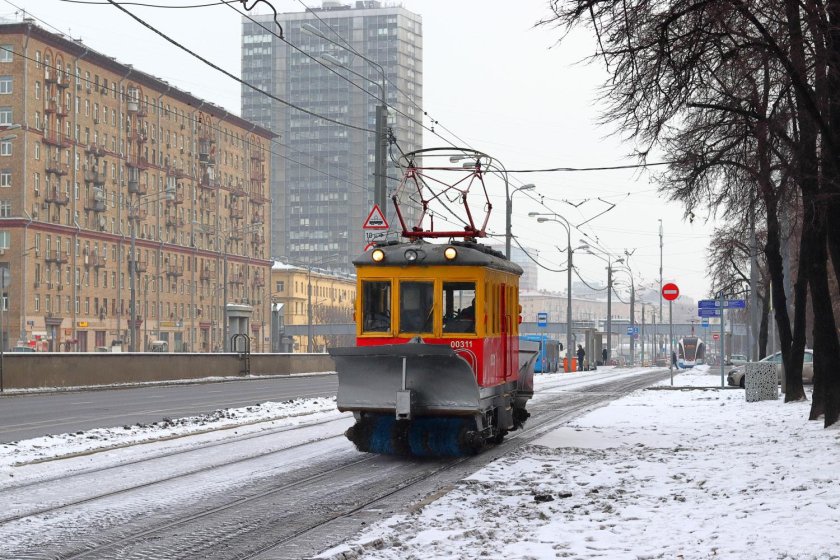 Трамвай и троллейбус