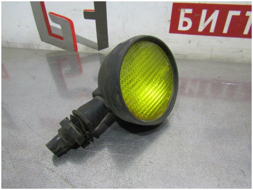 5801631438 Iveco фонарь