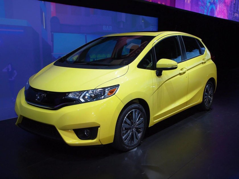 Хонда фит новая 2015
