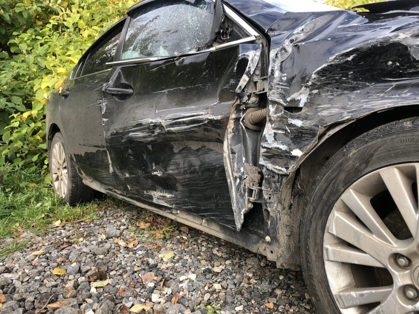 Разбитая Мазда 6 GH