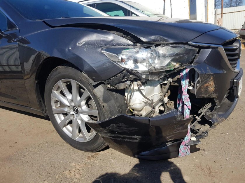 Разбитая Мазда 6 gg