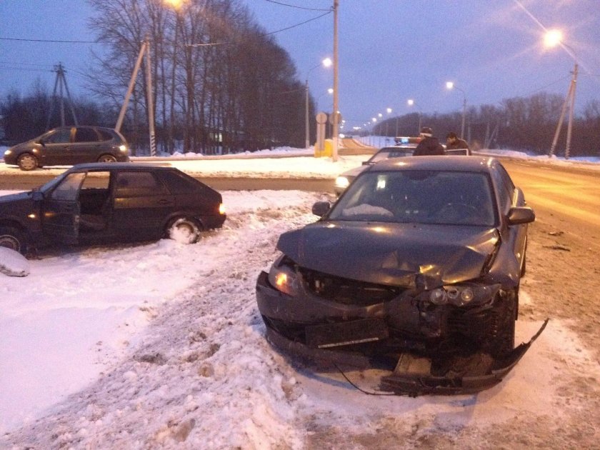 Разбитая Мазда 6 gg