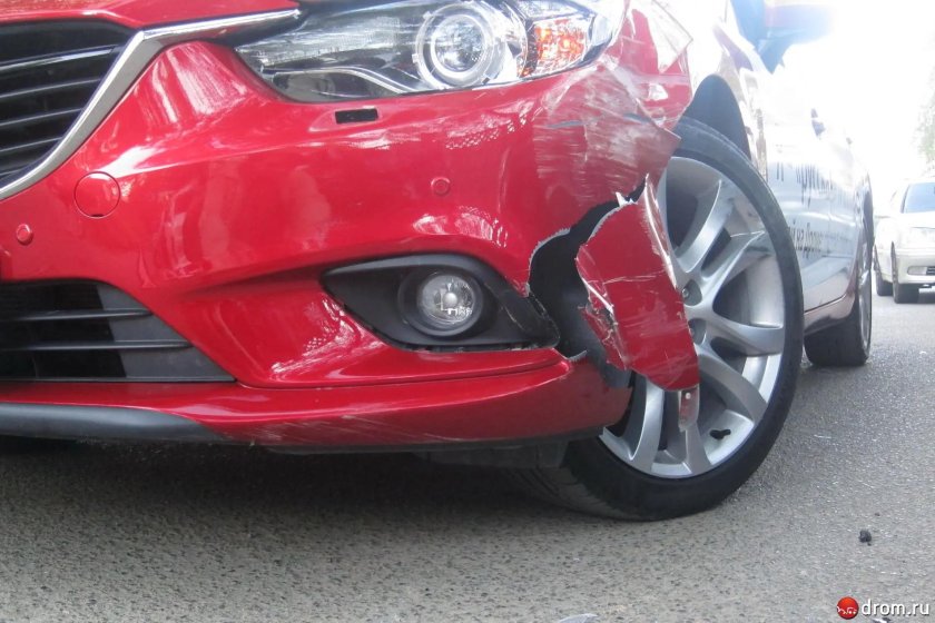 Разбитая Мазда 6 GH