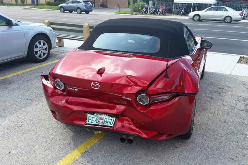 Mazda MX-5 Miata Разбитая