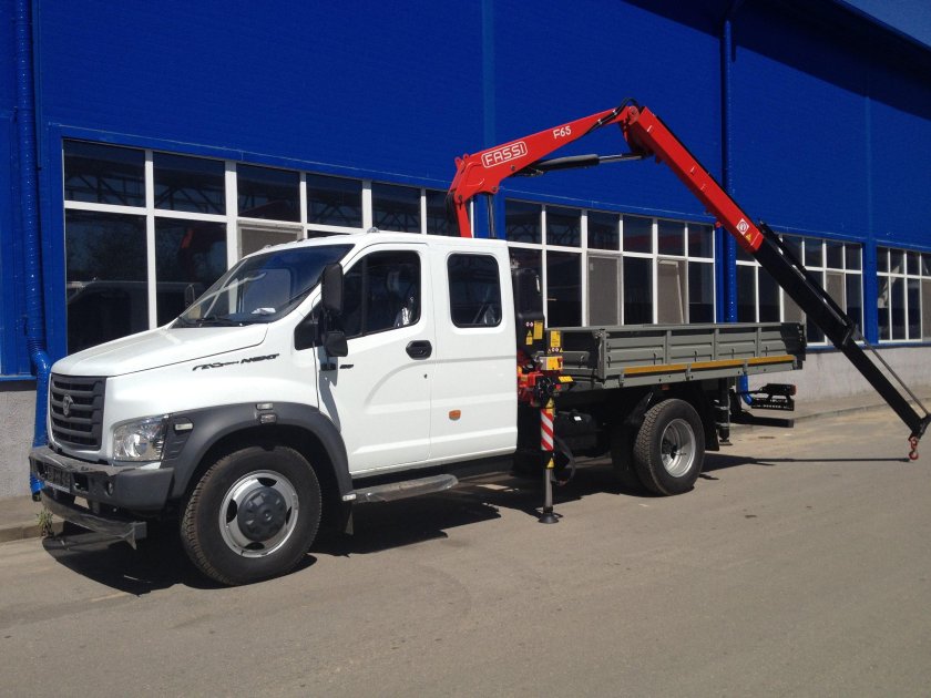 Бортовой газон next c42r33