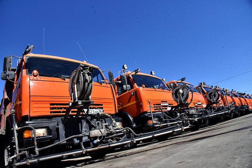 Парад коммунальной техники в Москве