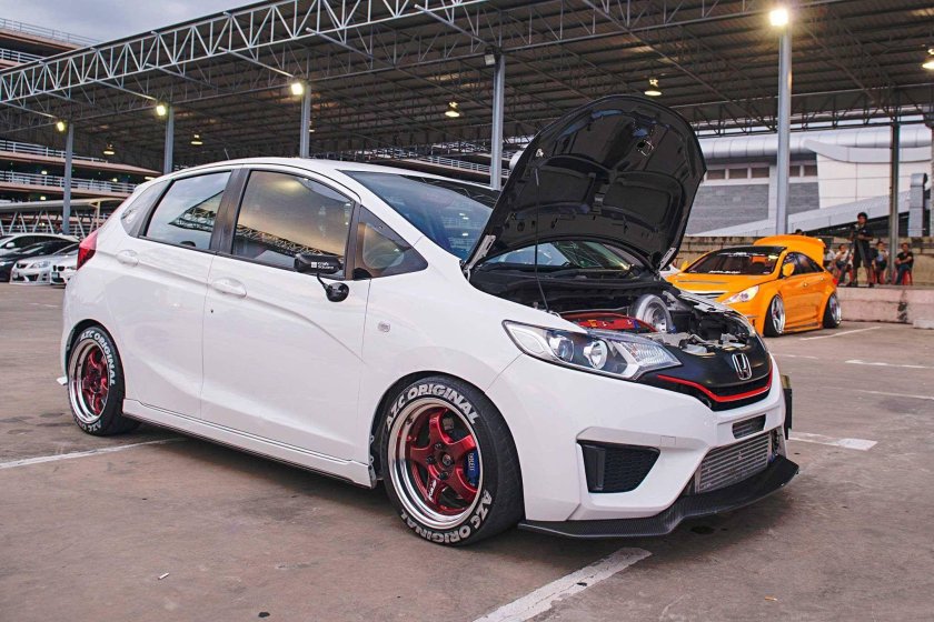 Honda Fit 1 JDM