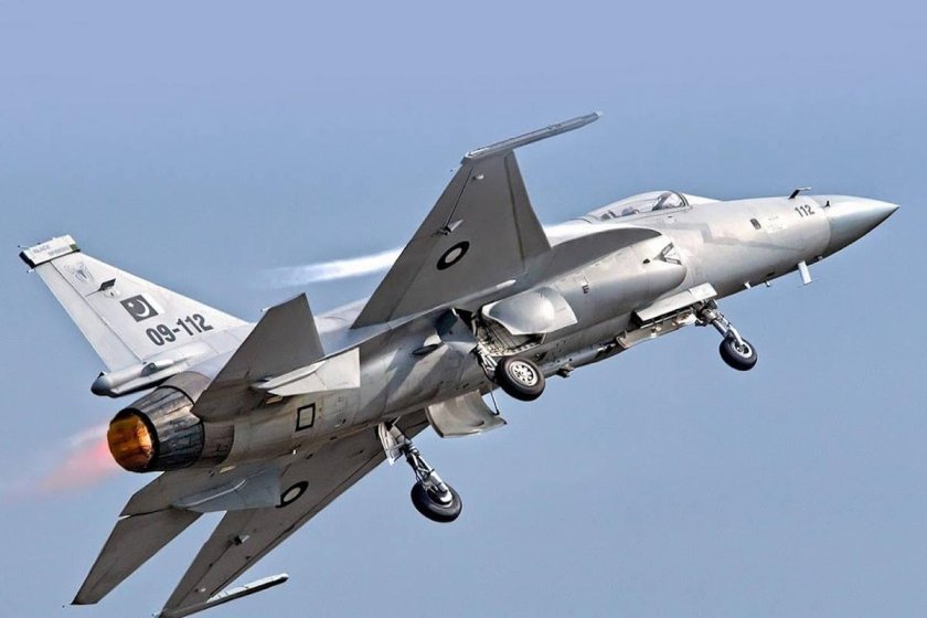Пакистанский истребитель JF-17