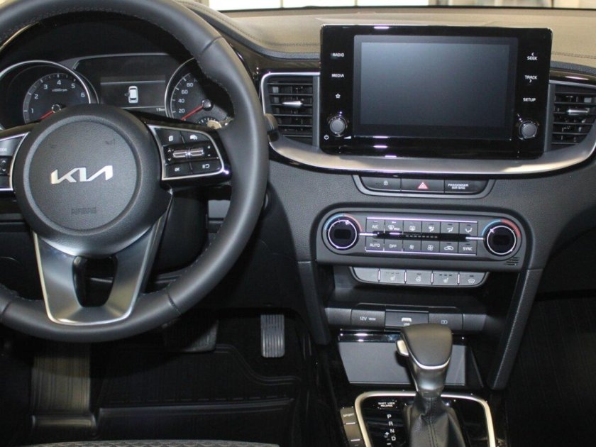 Кия СИД св 2022