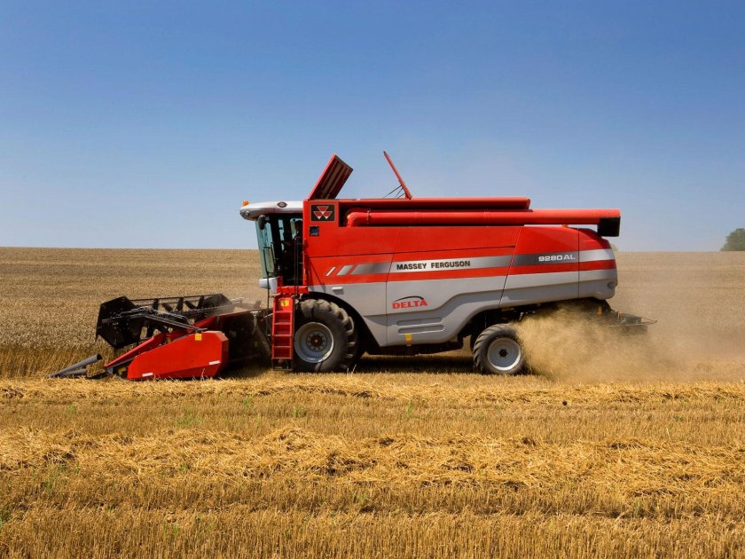 Massey Ferguson комбайн