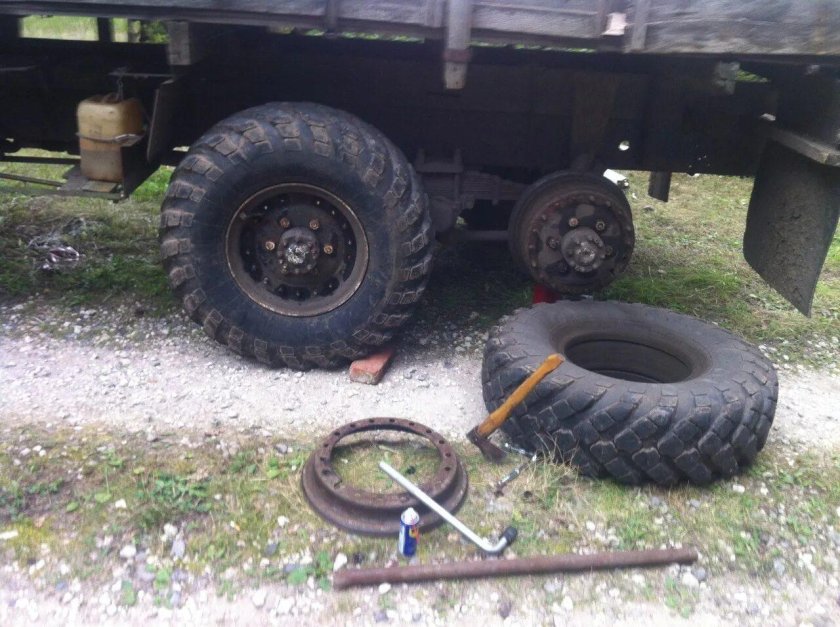 ЗИЛ 157 колесо