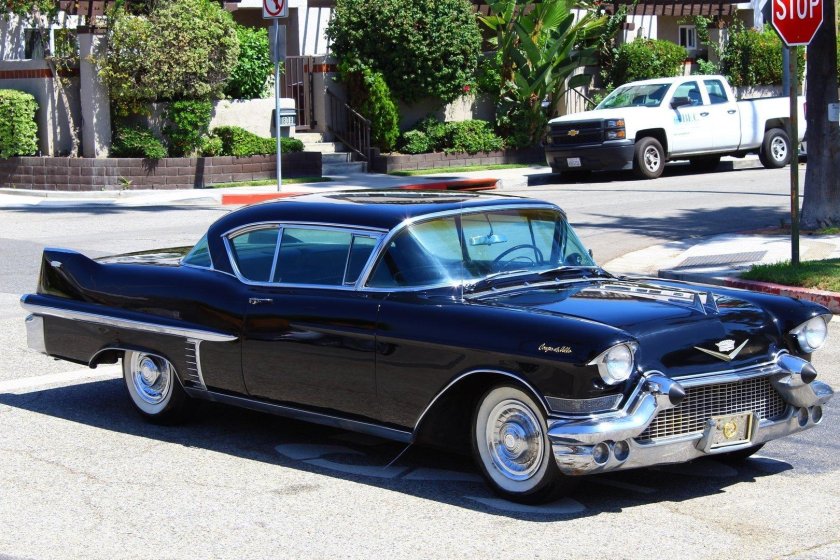 Кадиллак Девиль 1957