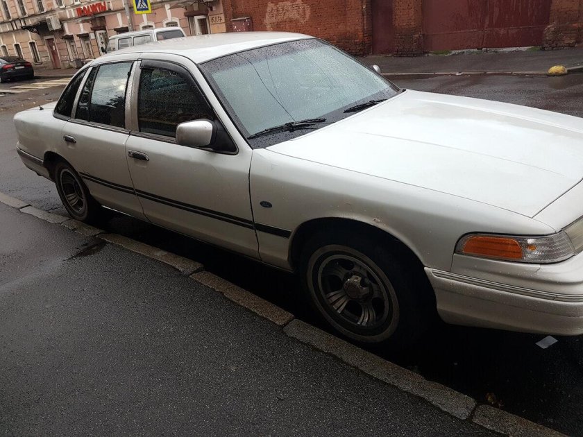 Ford Crown Victoria 1992