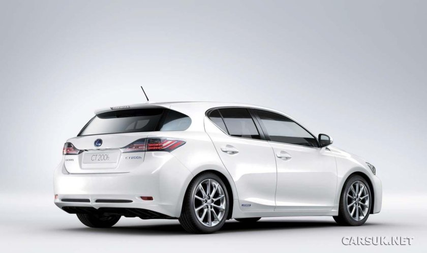 Lexus ct200h