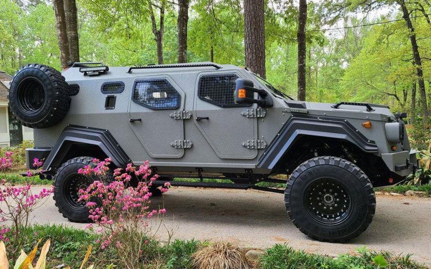 Машина Terradyne Gurkha