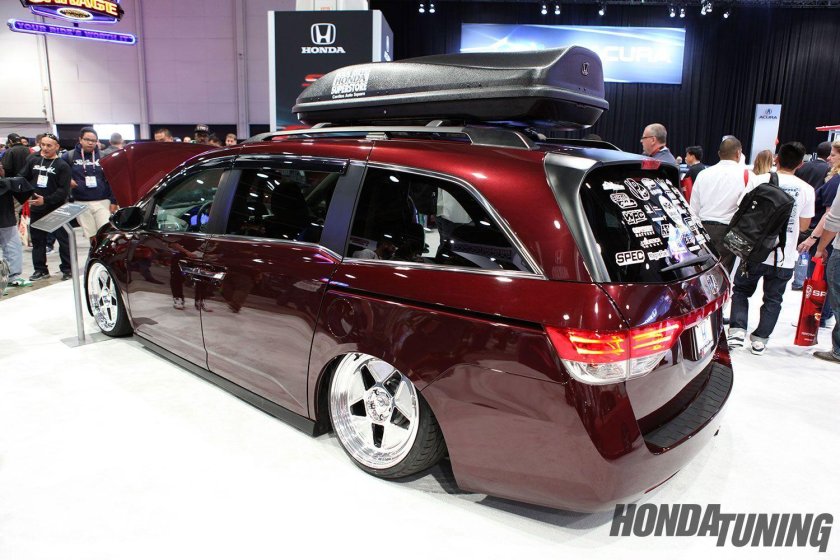 Honda Odyssey Power-van от ателье Bisimoto Engineering