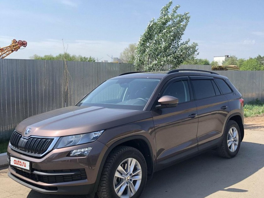 Шкода Кодиак коричневый
