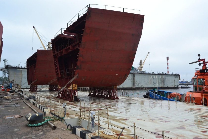 Судно Воевода Калининград