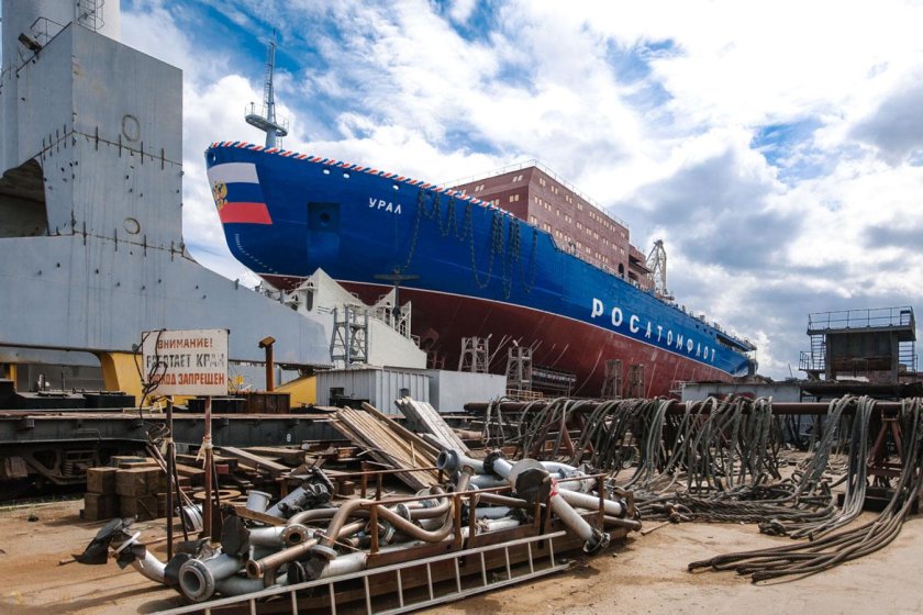 Ледокол Урал 22220