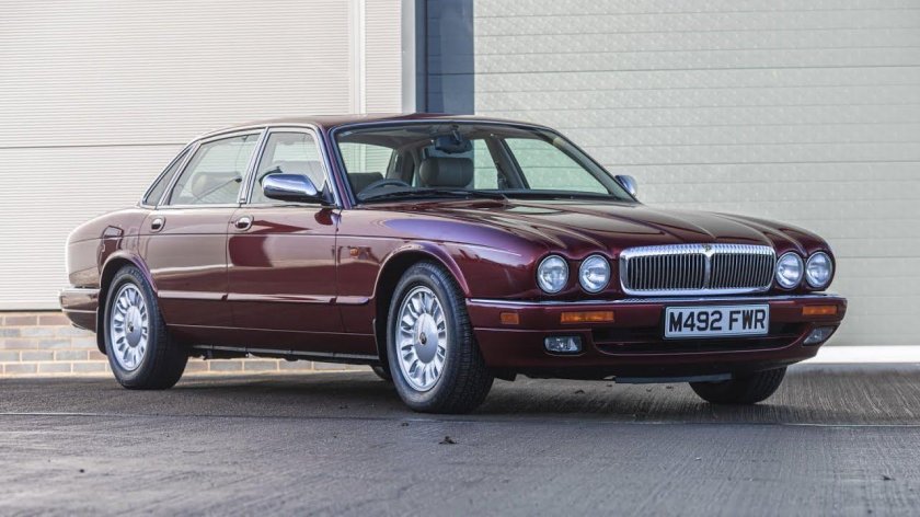 Ягуар Даймлер