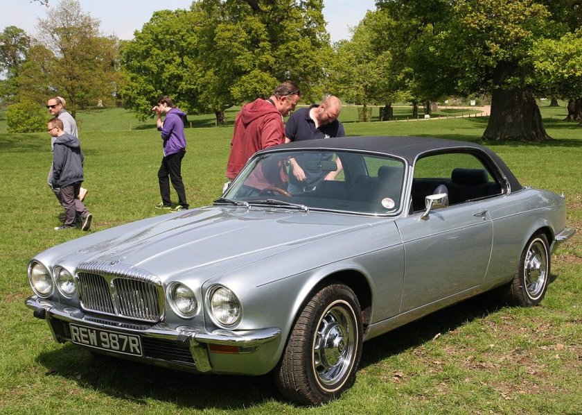 Даймлер Соверен