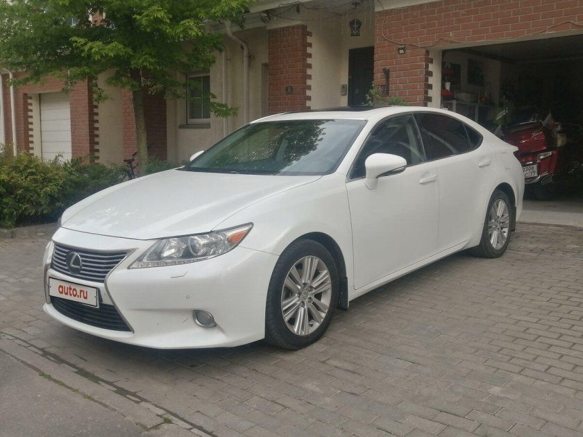 Лексус ЕС 350 2014