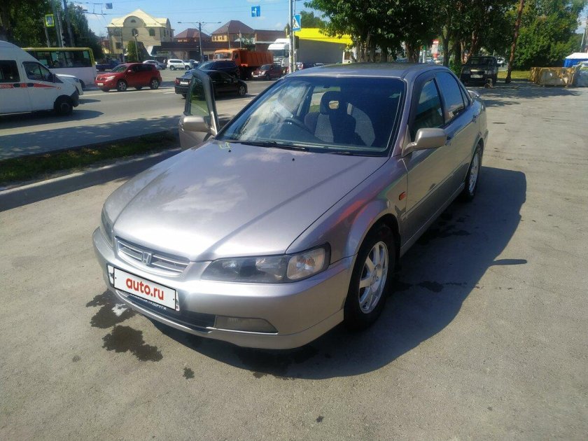 Хонда Аккорд 2000