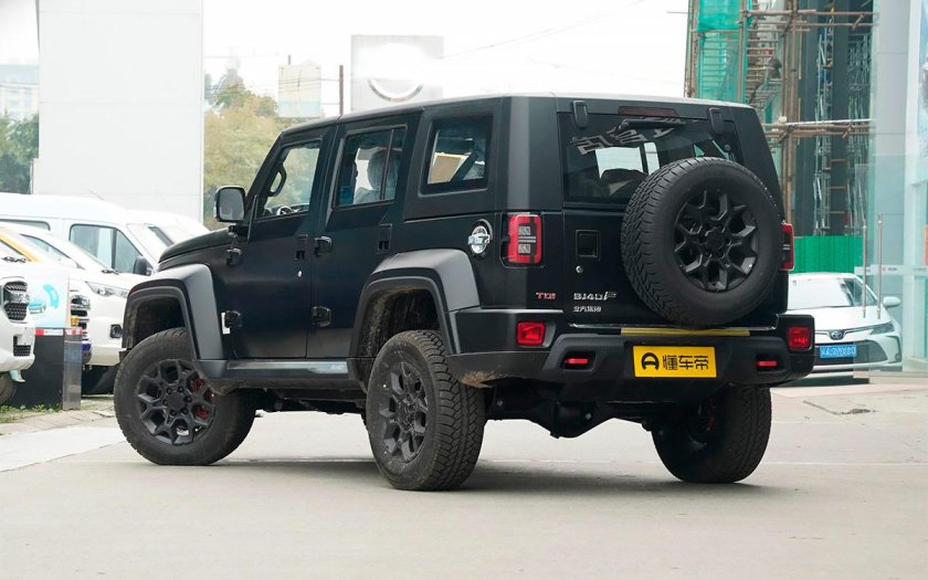 Внедорожник BAIC bj40