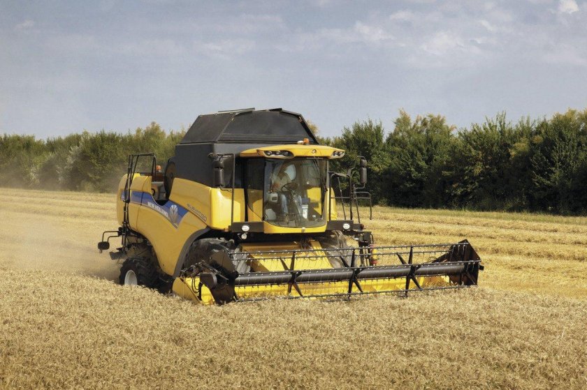Комбайн New Holland