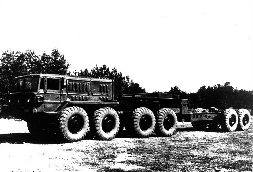 МАЗ-537 седельный