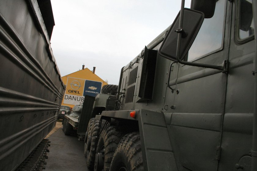 МАЗ-537 седельный тягач-тяжеловоз