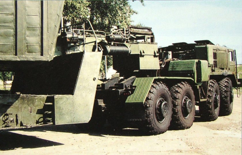 Тягач ураган КЗКТ 537