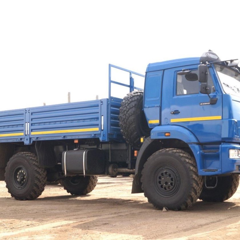 КАМАЗ 43502 бортовой