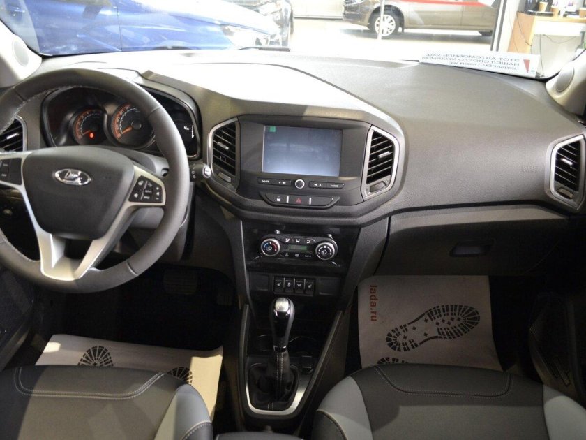 Лада XRAY Cross 2022