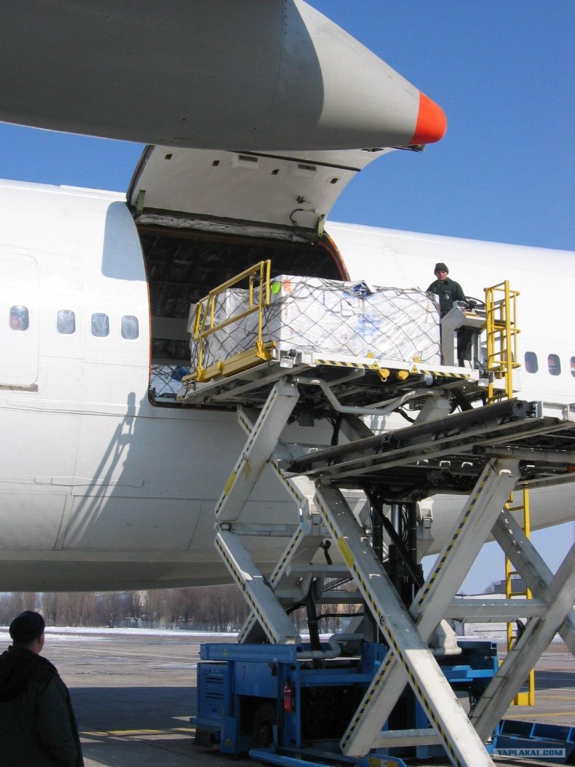Боинг 747 грузовой