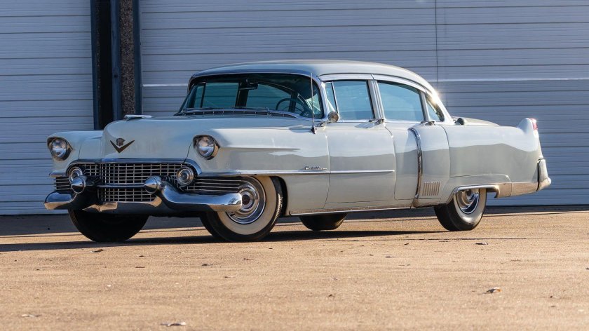 Cadillac Fleetwood 1954