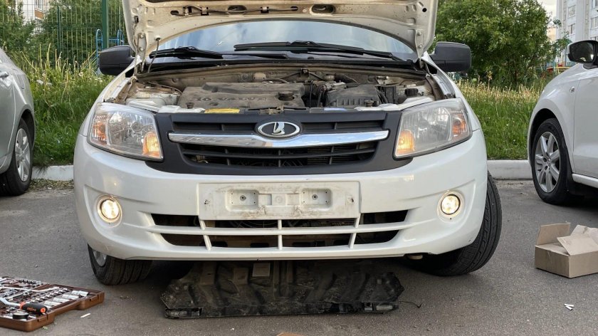 Передние фары на ладу гранту