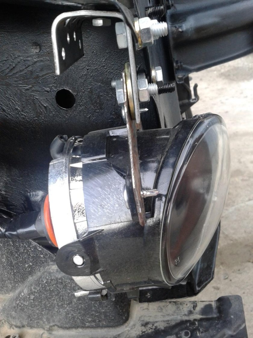 Крепление туманки Гранта стандарт