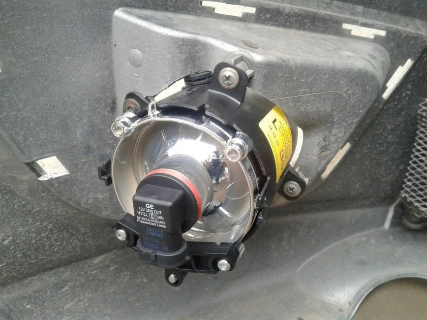 ВАЗ 2190 крепление противотуманок