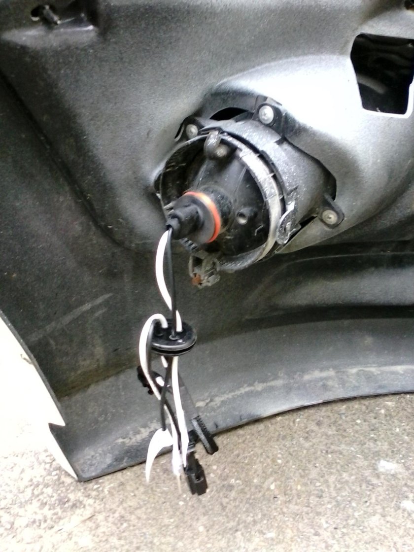 Лампы на противотуманные фары на Гранта 2012 года