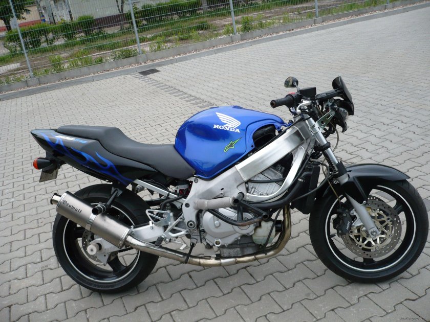 Honda cbr600f4i Street