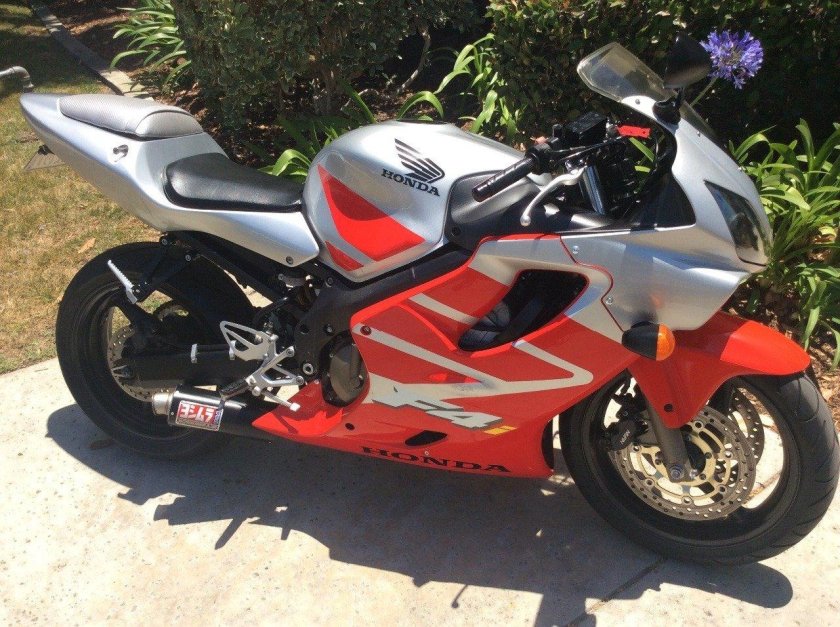 Хонда СБР 600 ф4 i