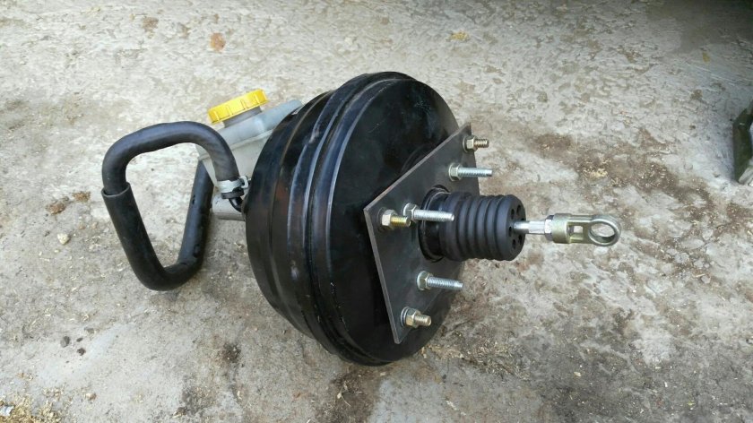 Вакуумный усилитель тормозов ГАЗ 3110