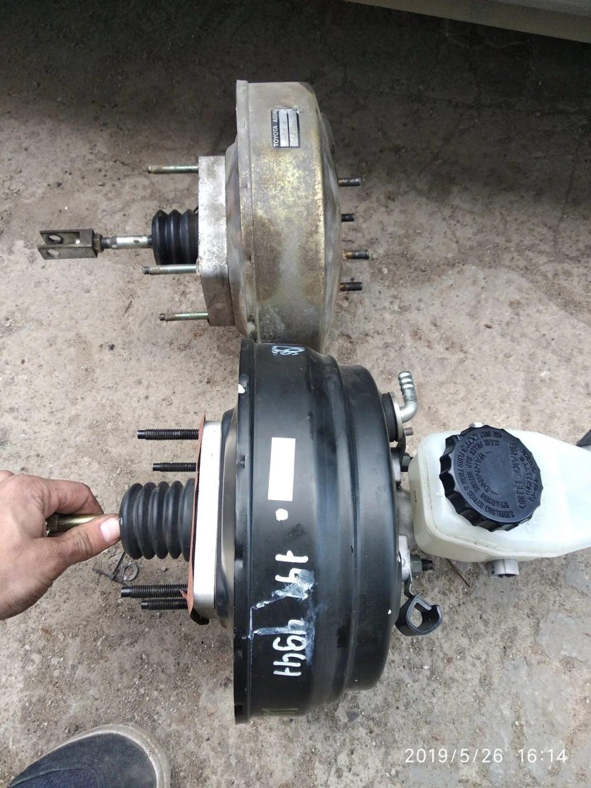 Вакуумный усилитель тормозов Toyota Crown 151