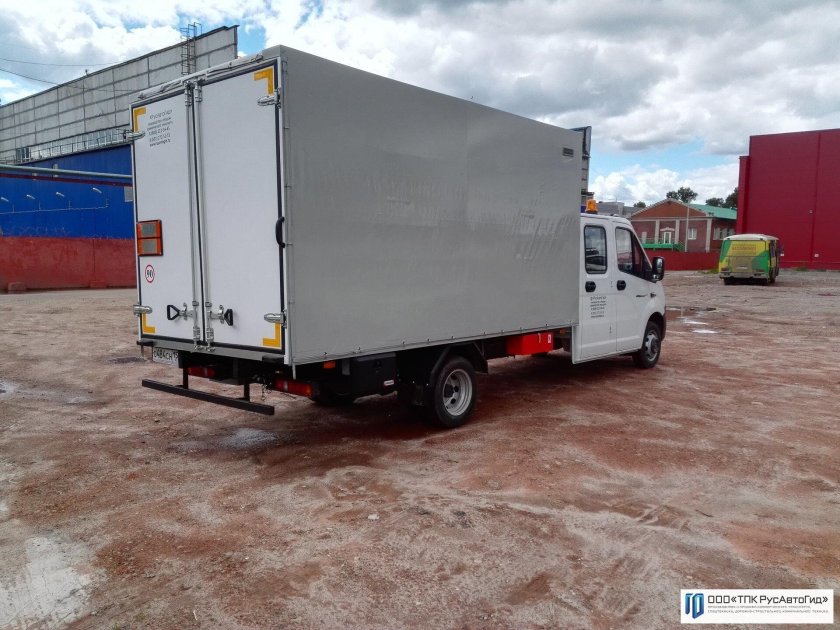 Фургон для перевозки опасных грузов ех/III оборудование фургона