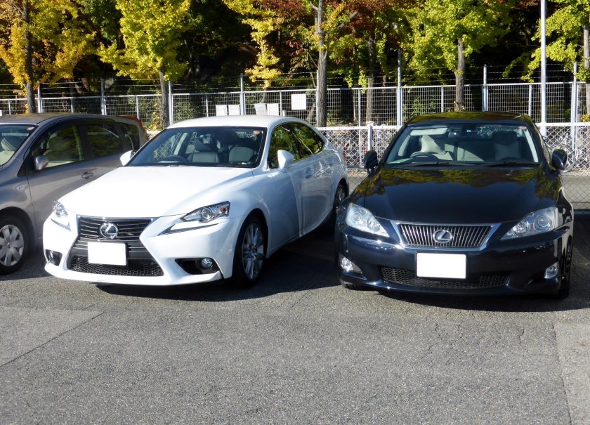 Лексус ис250 2