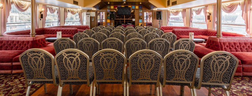 Теплоход Ленин водоход