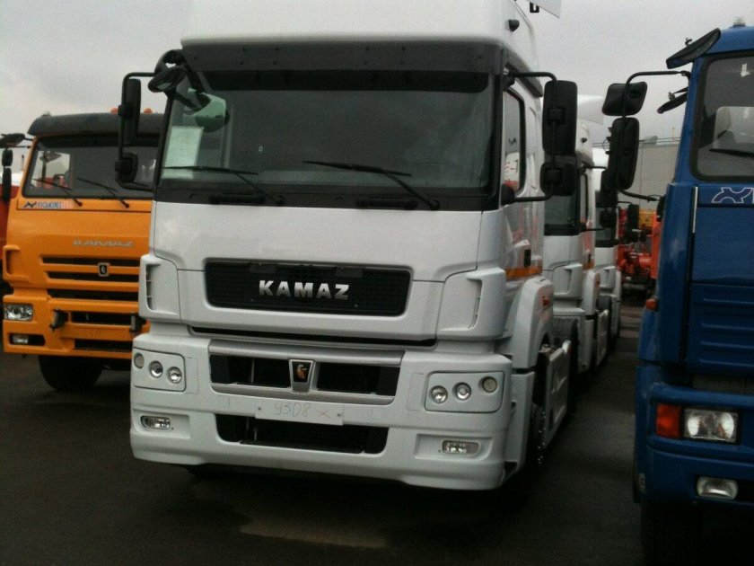КАМАЗ 5490 2017