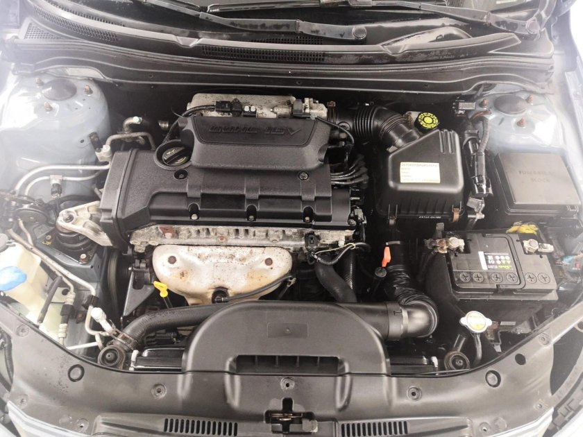 Kia Ceed CD подкапотное пространство