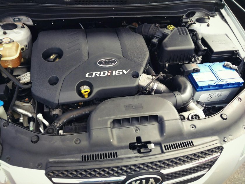 Kia Ceed 2008 под капотом